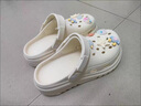 名創(chuàng)優(yōu)品（MINISO）洞洞鞋女夏季外穿沙灘涼鞋防滑厚底踩屎感腳包頭涼拖鞋骨白36-37 曬單實(shí)拍圖