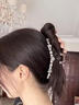 兩世歡2025新款韓版發(fā)夾女高級感花朵抓夾發(fā)飾后腦勺盤(pán)發(fā)抓夾發(fā)卡發(fā)量多 水鉆花朵抓夾 曬單實(shí)拍圖