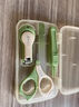 十月結晶嬰兒指甲剪套裝新生兒寶寶專(zhuān)用幼兒童指甲鉗防夾肉指甲刀 嬰兒指甲剪4件套蘭苕綠 曬單實(shí)拍圖