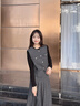香影灰色小香風(fēng)馬甲套裝女2025冬季新款含羊毛半身裙miu系兩件套 深灰 M 曬單實拍圖