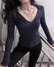 皮爾卡丹（pierre cardin）2024秋冬季西服翻領羊毛衫女士修身套頭針織薄款內(nèi)搭打底衫毛衣女 黑色 S 曬單實拍圖