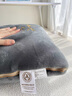 南極人牛奶絨抱枕被子兩用加厚汽車(chē)抱枕沙發(fā)靠墊辦公室枕頭被子二合一 深灰【A類(lèi)母嬰 加厚牛奶絨】 40*40cm展開(kāi)100*150cm約2斤多 曬單實(shí)拍圖
