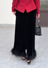 布符【黑色可拆鴕鳥(niǎo)毛絲絨短外套/直筒半裙】2025年秋季新款套裝 黑色絲絨半裙 S 曬單實(shí)拍圖