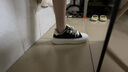 環(huán)球黑色帆布鞋男鞋夏季透氣2025新款厚底增高休閑運(yùn)動板鞋情侶小白鞋 曬單實拍圖