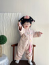G.DUCKKIDS小黃鴨嬰兒周歲衣服女寶寶連體衣秋裝新中式幼兒爬服新生兒抓周服 粉色 66cm 尺碼3-6個(gè)月(建議10-13斤) 曬單實(shí)拍圖