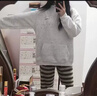 魯雅爾美式高街白灰色紐扣連帽衛衣女春秋季設計感小眾印花上衣帽衫外套 白灰色 L 曬單實(shí)拍圖