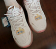 斯凱奇（Skechers）搖搖鞋女2025秋新品運動(dòng)鞋閃穿網(wǎng)面緩震高回彈跑步鞋129369 曬單實(shí)拍圖