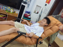 奧克斯（AUX）按摩椅全身家用小型2025十大品牌小巧折疊智能沙發(fā)椅休閑搖搖躺椅父母生日禮物實(shí)用送爸爸媽媽長(cháng)輩 陽(yáng)光橙【升級導軌行走揉捏款+可拆卸披風(fēng)】 曬單實(shí)拍圖