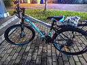 金武端自行車(chē)成人山地車(chē)公路賽車(chē)單車(chē)騎行變速超輕越野中學(xué)生初中青少年 旗艦版-輻條輪-黑白色 26寸21速 曬單實(shí)拍圖
