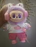 潮新款labubu拉布布娃娃娃衣毛絨公仔套裝高能3.0搪膠公仔掛件禮物 粉耳機+粉T恤倆件套+粉鞋+粉相機 買(mǎi)衣服送娃娃一整套 曬單實(shí)拍圖