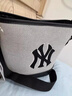 FAVES MLB韓國NY帆布水桶包經(jīng)典老花大容量單肩包時(shí)尚百搭刺繡字母斜挎包 帆布水桶黑色【禮盒款】 曬單實(shí)拍圖