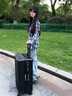 查爾斯桃心多功能高顏值行李箱女帶杯架拉桿箱男萬向輪旅行箱 耀夜黑24英寸 曬單實拍圖