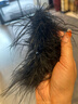 卓可可發(fā)夾女2026新款后腦勺發(fā)量少抓夾高級感羽毛雞毛特大號鯊魚(yú)夾ins 經(jīng)典黑-13cm【羽毛升級顯發(fā)量】 曬單實(shí)拍圖
