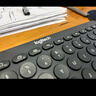 羅技（Logitech）時尚系列 K380 鍵盤 藍牙辦公鍵盤 無線鍵盤 女友 便攜超薄鍵盤 筆記本鍵盤 黑灰色 曬單實拍圖