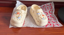 名創(chuàng)優(yōu)品（MINISO）洞洞鞋女款2025新款eva防滑防臭沙灘鞋增高涼拖鞋女夏季外穿 卡其+海洋星星(10個)滴塑 38-39 曬單實拍圖