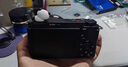 索尼（SONY）【上海國補】ZV-E10L APS-C半畫微單 ZV-E10  vlog直播4K視頻側(cè)翻式液晶屏zv-e10 黑色套機【128卡+皮套+電池+充電器+888】 官方標(biāo)配（不含內(nèi)存卡） 曬單實拍圖