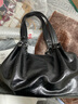 UR2025秋季新款女士復古紋理褶皺單肩包UAWB50222 黑色 曬單實(shí)拍圖