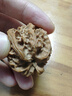 月印百川 核桃文玩蘋(píng)果園古玩麻核桃手把件禮物約38-39mm+盤(pán)玩禮包 曬單實(shí)拍圖