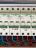 施耐德電氣 自恢復過(guò)欠壓保護器 2P 63A 兩極空氣開(kāi)關(guān)1P+N  R9系列 R9C44263 曬單實(shí)拍圖
