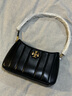 Tory Burch 湯麗柏琦【線上專享】 KIRA迷你斜挎包腋下包TB  87178 黑色 890 OS 曬單實拍圖