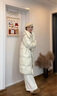 愛(ài)美斯（AIMISS）冬季新款連帽羽絨服90長(cháng)款鴨絨服可拆卸帽子時(shí)尚簡(jiǎn)約保暖外套女 奶油白 XL 曬單實(shí)拍圖