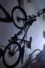 金武端自行車(chē)成人山地車(chē)公路賽車(chē)單車(chē)騎行變速超輕越野中學(xué)生初中青少年 頂配版-輻條輪-黑白色 26寸21速 曬單實(shí)拍圖