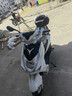 坤豪125踏板摩托車(chē)踏板車(chē)燃油助力車(chē)國四電噴可上牌省油摩外賣(mài)車(chē)街車(chē) 白色電噴版(/USB接口/尾箱/合格證/發(fā)票禮包) 曬單實(shí)拍圖
