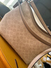 蔻馳（COACH）奧萊女士女包經(jīng)典標志LAUREL流浪包單肩包斜挎通勤麻將包 SV/沙黃色/灰褐色 曬單實(shí)拍圖