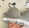 Calvin Klein內衣【摩登引力帶】女士ck舒適無(wú)鋼圈軟支撐性感聚攏深V厚墊文胸 P7A-椰青灰 75B 34B 曬單實(shí)拍圖