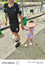 迪士尼兒童泳衣女孩小童艾莎溫泉連體防曬A類(lèi)泳衣三件套D35024香芋紫100 曬單實(shí)拍圖
