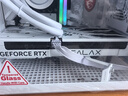 影馳 GeForce RTX 5060 金屬大師 V2 白金 OC DLSS 4 電競(jìng)游戲設(shè)計(jì)剪輯直播娛樂AI本地部署電腦顯卡 曬單實(shí)拍圖