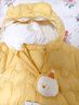 巴拉巴拉童裝嬰兒連體衣輕薄羽絨服寶寶衣服2025冬裝抱衣爬服男童女童萌趣 黃色雪人-白鴨絨 90 cm-充絨量47g 曬單實(shí)拍圖
