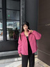鴨鴨（YAYA）【王一博同款】鴨鴨羽絨服女2025新款秋冬休閑短款情侶厚外套YX 玫紅 【輕盈保暖/柔軟親膚】 M 110-130斤 曬單實(shí)拍圖