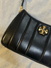 Tory Burch 湯麗柏琦【線上專享】 KIRA迷你斜挎包腋下包TB  87178 黑色 890 OS 曬單實拍圖