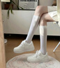 環(huán)球厚底小白鞋女款秋冬2025新款女鞋百搭女鞋配裙子休閑運動(dòng)板鞋女士 曬單實(shí)拍圖