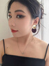 伊燦酒紅色輕奢圓片耳釘女小眾設計高級感耳環(huán)2025年新款爆款氣質(zhì)耳飾 酒紅色秋冬圓片耳釘 曬單實(shí)拍圖