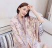 viney圍巾女百搭保暖圍脖大披肩高檔斗篷外搭兩用生日禮物送女友老婆 高級感披風(fēng)毛毯閨蜜【青鳥(niǎo)藍】 曬單實(shí)拍圖