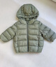 優(yōu)衣庫嬰幼兒寶寶PUFFTECH空氣棉服可機洗拉鏈連帽外套478427 56 橄欖色 90 曬單實(shí)拍圖