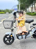 齊選電動(dòng)車(chē)兒童座椅前置電瓶車(chē)寶寶座椅可遛娃推行車(chē)通用騎車(chē)帶娃神器 雙綁帶加固+音樂(lè )+萬(wàn)向輪+遮陽(yáng)頂+全包坐墊+防撞墊 【一鍵式拆卸推行遛娃】 曬單實(shí)拍圖