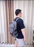 ROWILUX德國品質(zhì)大容量輕便雙肩包防水學(xué)生男士休閑大容量雙肩包旅行包 灰色[中號]-送[掛件] 曬單實(shí)拍圖