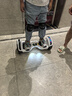 領(lǐng)奧智能兒童電動(dòng)平衡車(chē)3-6-12歲體感10歲到15歲以上兩輪自動(dòng)平行車(chē)雙輪成年人新款扭扭車(chē) 10吋炫光白【藍牙+減震越野輪】 曬單實(shí)拍圖