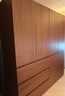 擁愛(ài)定制全實(shí)木衣柜中古風(fēng)臥室衣櫥家用換衣間胡桃色四門(mén)六門(mén)儲物柜子 1.8米長(cháng)四門(mén) 2.0米高【18MM加厚全橡木】 曬單實(shí)拍圖