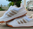 adidas ENTRAP美式校園風(fēng)運動(dòng)少年感復古籃球風(fēng)板鞋男女阿迪達斯 白/金色   36 曬單實(shí)拍圖