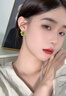 KRISTEN JUDI綠色花朵耳環(huán)女銀針耳飾合成水晶耳釘新款小眾高級感女友七夕禮物 生日情人節(jié)禮物老婆閨蜜實用禮盒 銀針首飾實用浪漫紀念日表白 曬單實拍圖