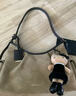CHARLES&KEITH25秋新品仿麂皮雙側口袋單肩腋下包CK2-20782668-1 Sahara Sand沙色/棕色 M 曬單實(shí)拍圖