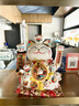 吉貓堂招財貓開(kāi)業(yè)大擺件店鋪開(kāi)業(yè)送禮前臺收銀臺裝飾品家居喬遷送禮禮品 【店長(cháng)推薦】32CM高【八方進(jìn)財】當次日達 【禮盒+坐墊+圍脖】電池插電兩用 曬單實(shí)拍圖