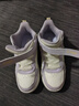 特步童鞋兒童板鞋女童小童革面皇冠裝飾防滑耐磨緩震高幫魔術(shù)貼板鞋 香草黃/淡霧紫 33 曬單實(shí)拍圖