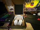 ROG棱鏡2 無(wú)線(xiàn)藍牙三模 電競游戲耳機頭戴式 SpeedNova低延遲 318g輕量化 三角洲行動(dòng) 月耀白 曬單實(shí)拍圖
