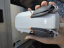 大疆（DJI） Mini 4K 超高清迷你航拍無(wú)人機 新手入門(mén)級飛行相機 長(cháng)續航遙控飛機 三軸機械增穩數字圖傳 Mini 4K單電套裝【送原裝槳葉保護罩】 官方標配  送【原裝保護罩 鏡頭膜 停機坪等 曬單實(shí)拍圖