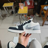 耐克（NIKE）男鞋Air Jordan 1 LOW AJ1白灰黑男子潮流低幫休閑運動(dòng)鞋 IO2242-101 44 曬單實(shí)拍圖